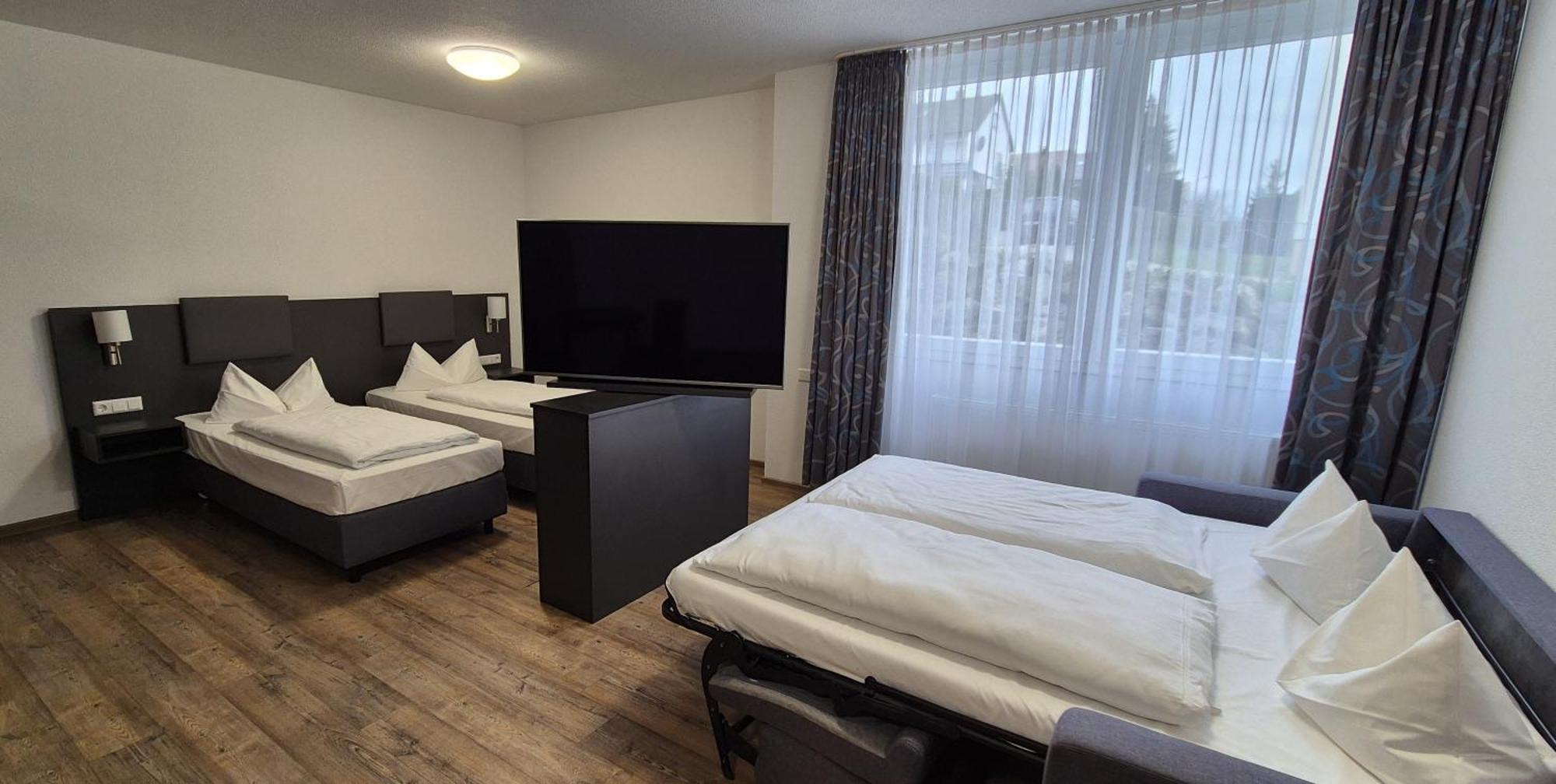Melvi Hotel Göppingen Esterno foto