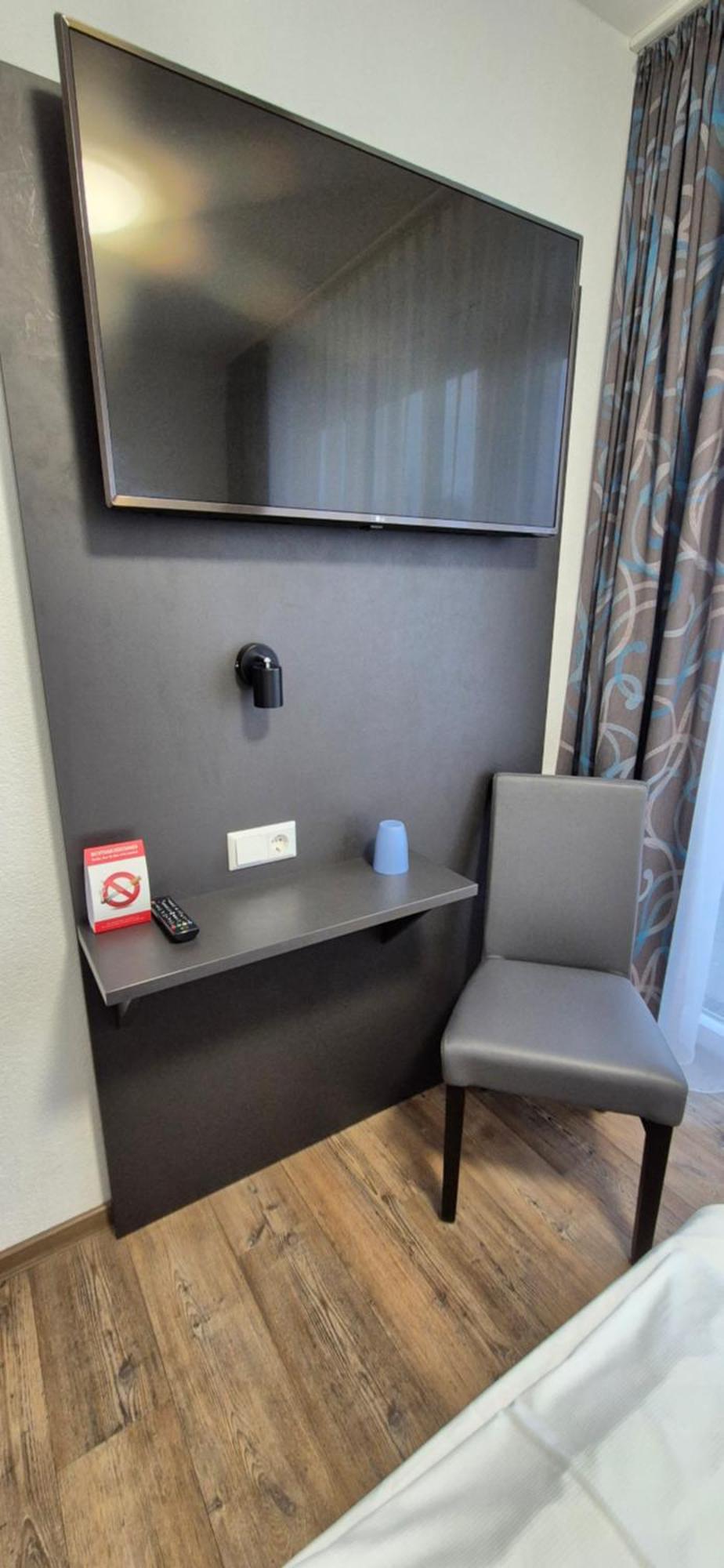 Melvi Hotel Göppingen Esterno foto