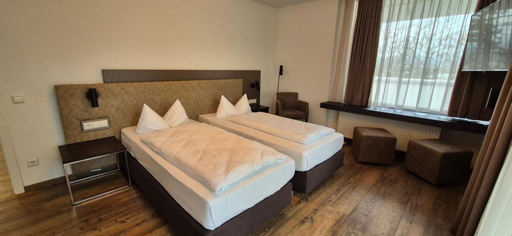 Melvi Hotel Göppingen Esterno foto