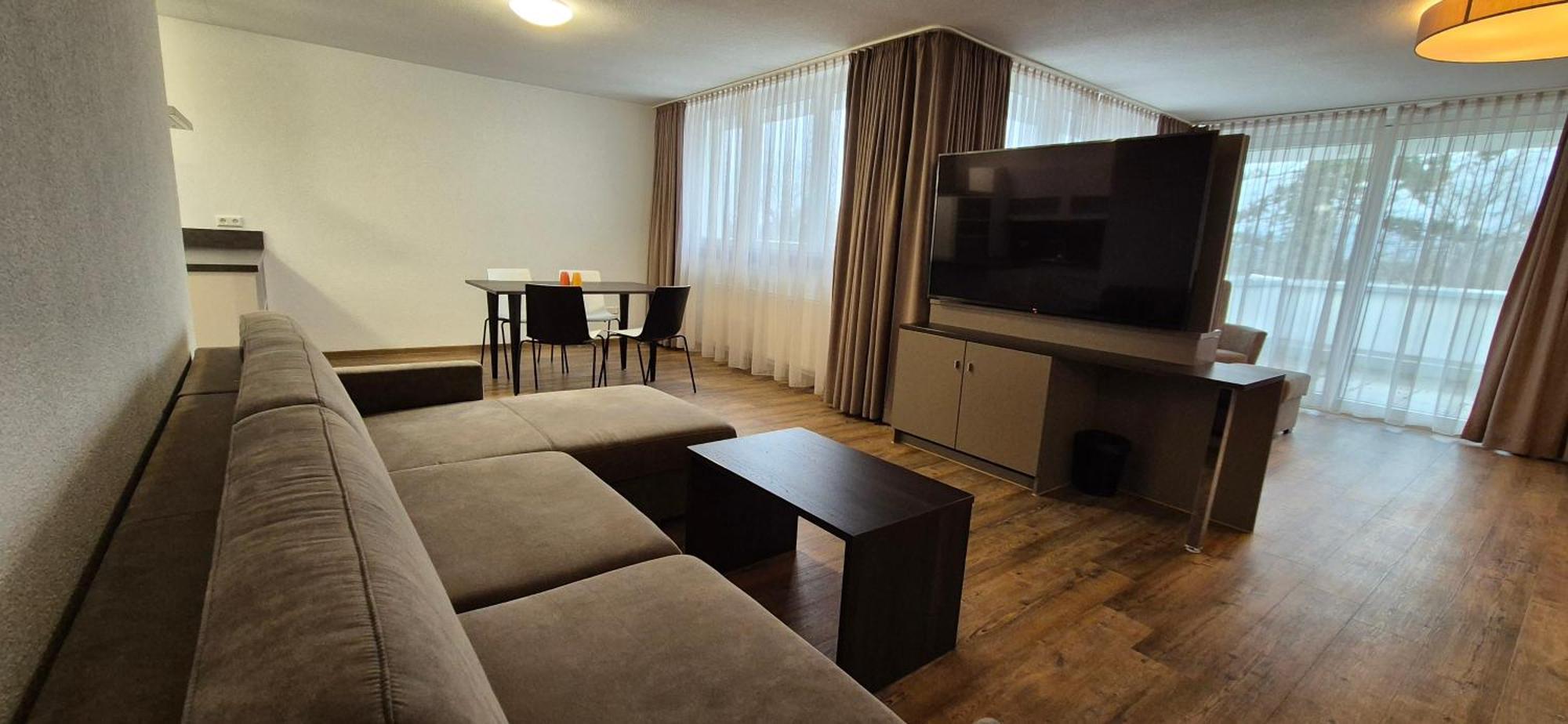 Melvi Hotel Göppingen Esterno foto